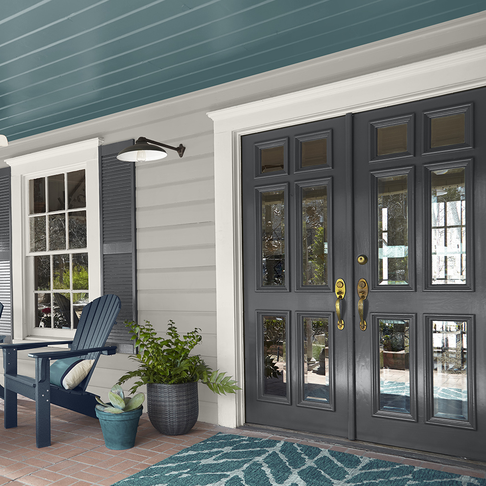 https://www.behr.com/binaries/content/gallery/behrbrxm/hi-gloss-gallery-images/hi-gloss-gallery-exterior-003.jpg?utm_source=chatgpt.com