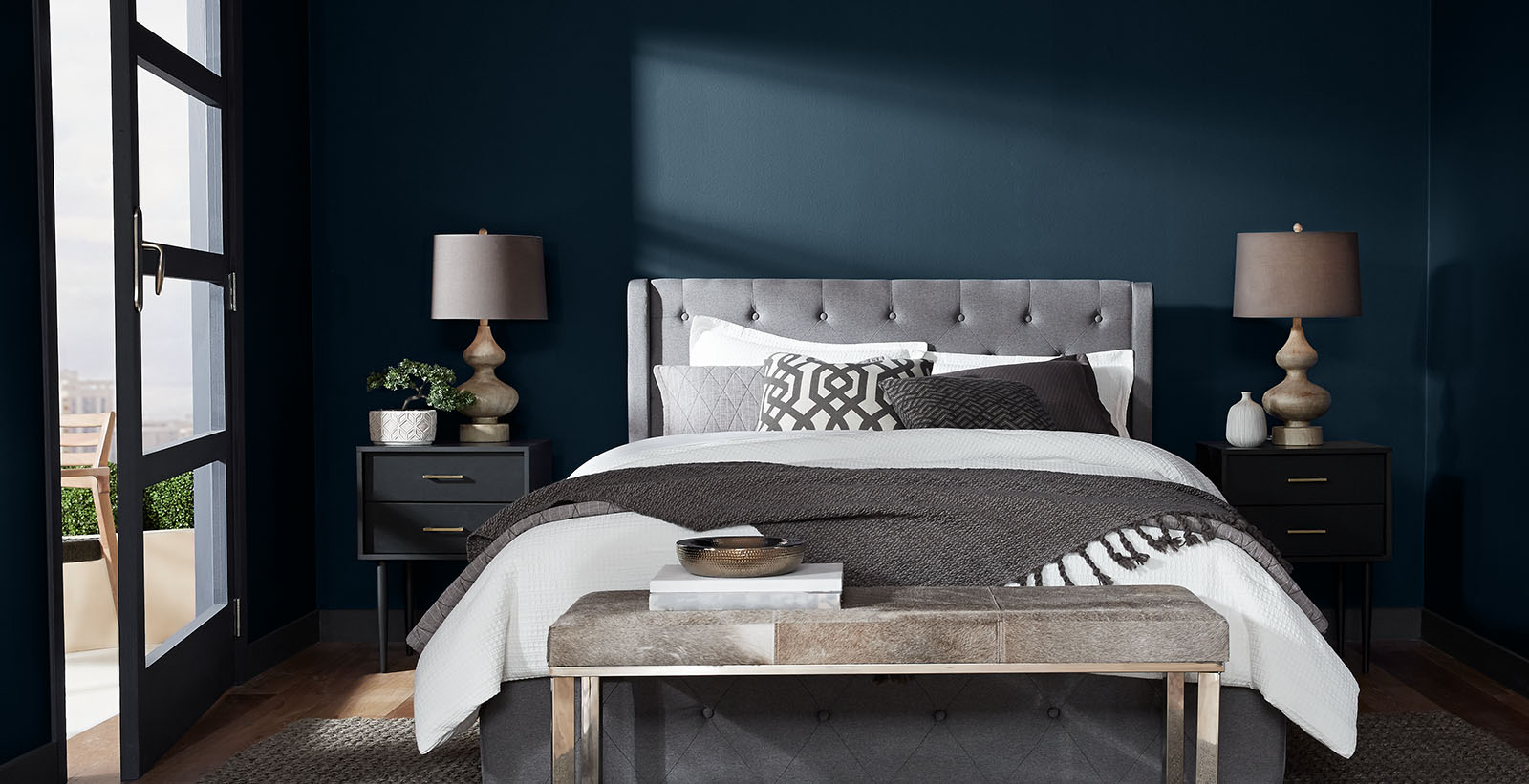 Blue classic bold & dramatic bedroom
