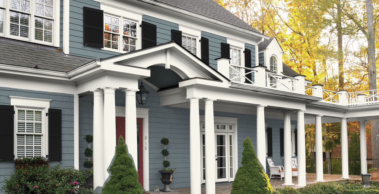 cool expansive estate home exterior