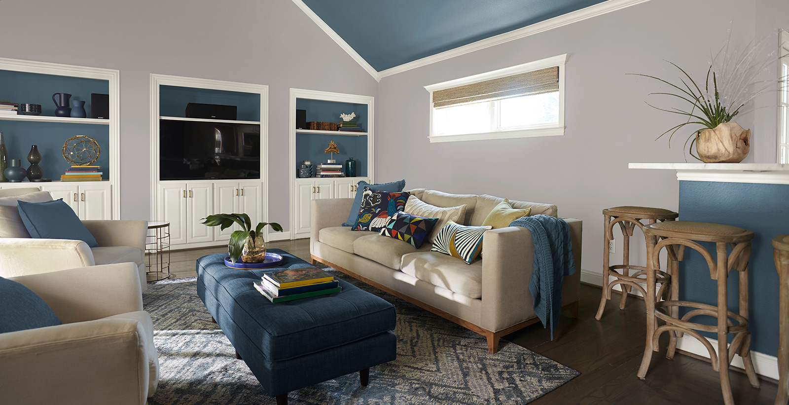 Calming Living Room | Gray Living Room Gallery | Behr