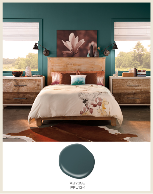 LAYERED GREEN BEDROOM