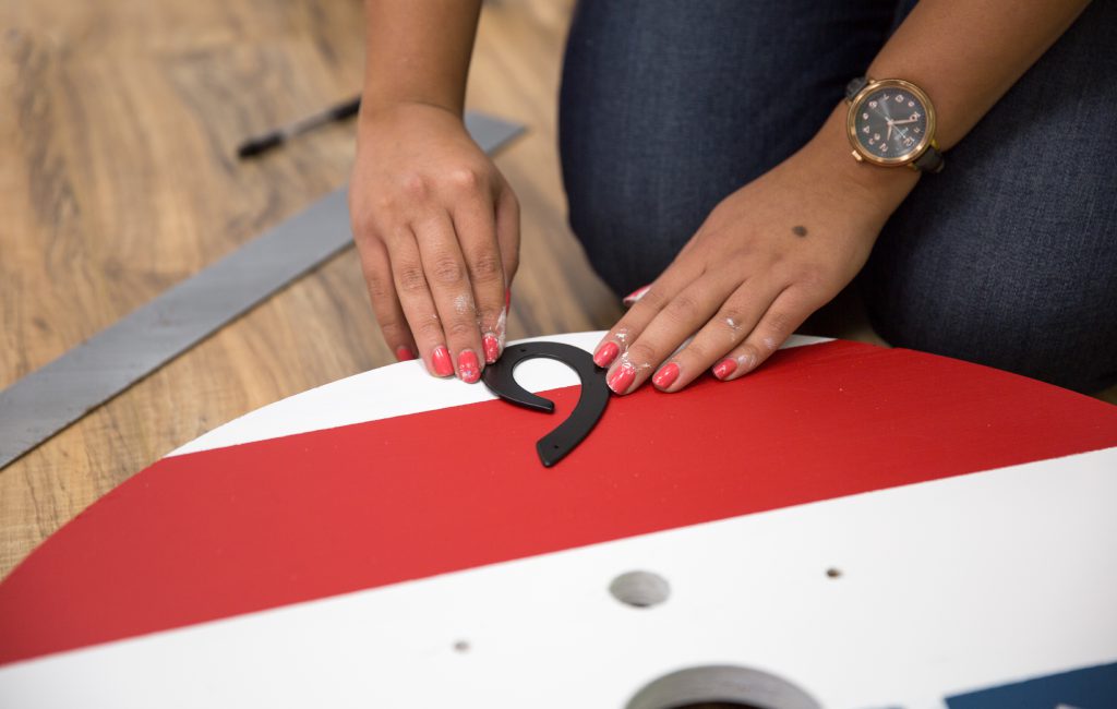 Build a 4th of July Inspired Patriotic Clock Colorfully BEHR