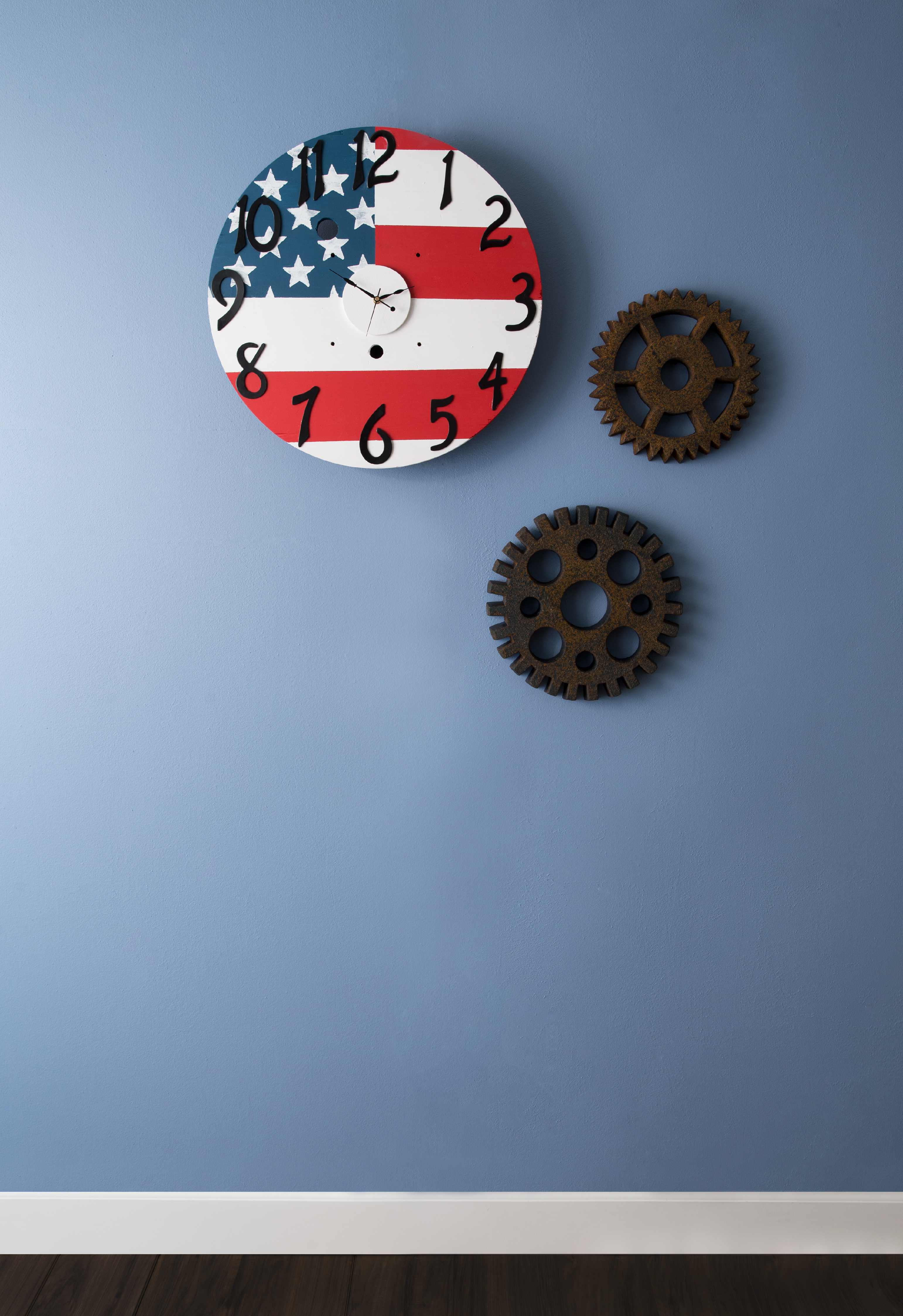 4th of July Inspired Patriotic Clock Colorfully BEHR