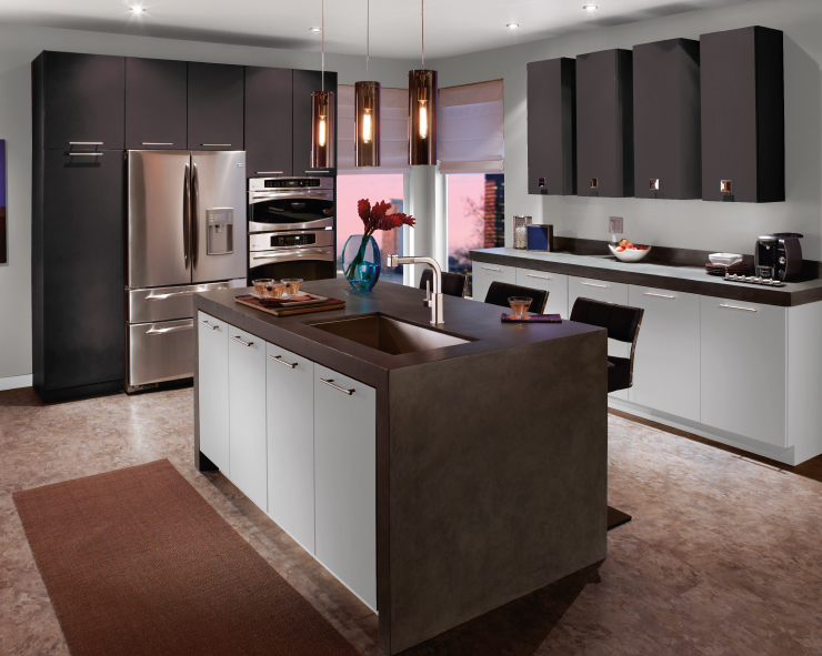 A kitchen with the wall painted in a light color and cabinets painted in Black Garnet.