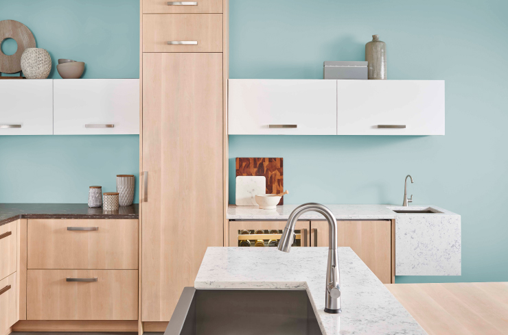 A kitchen with walls painted in Peek a Blue