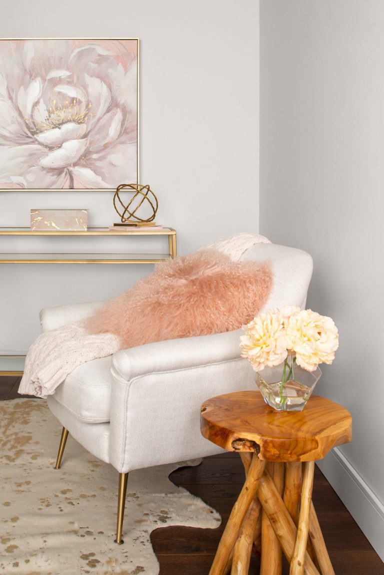 Painter's White Sitting Room Colorfully BEHR