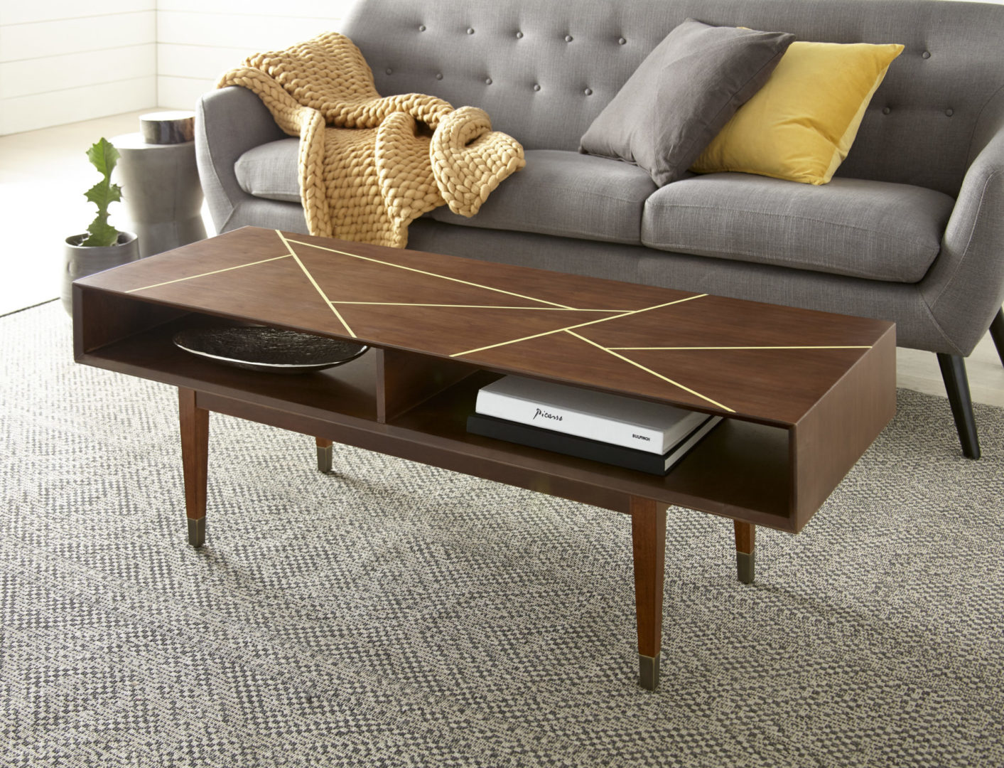 DIY Coffee Table Update with Geometric Lines Colorfully, BEHR