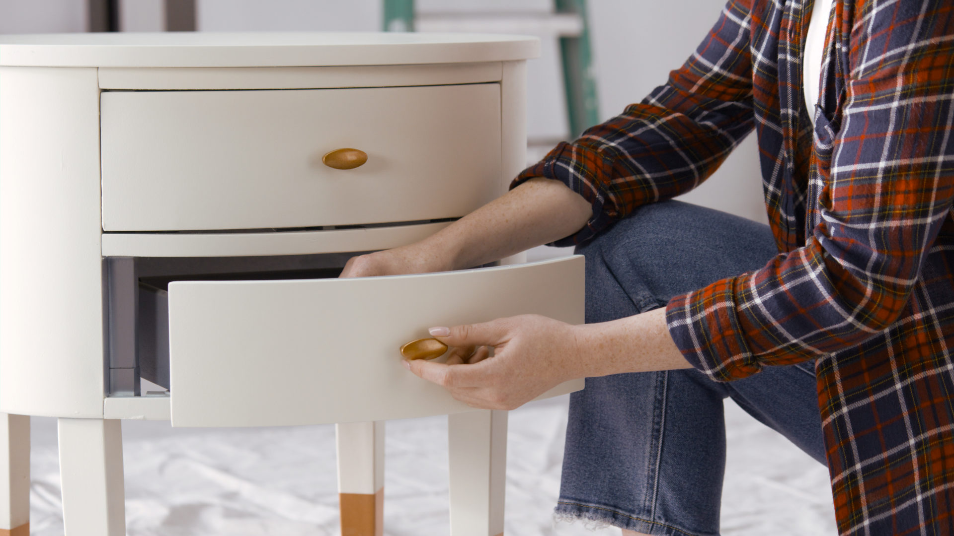 how-to-spray-paint-a-nightstand-colorfully-behr