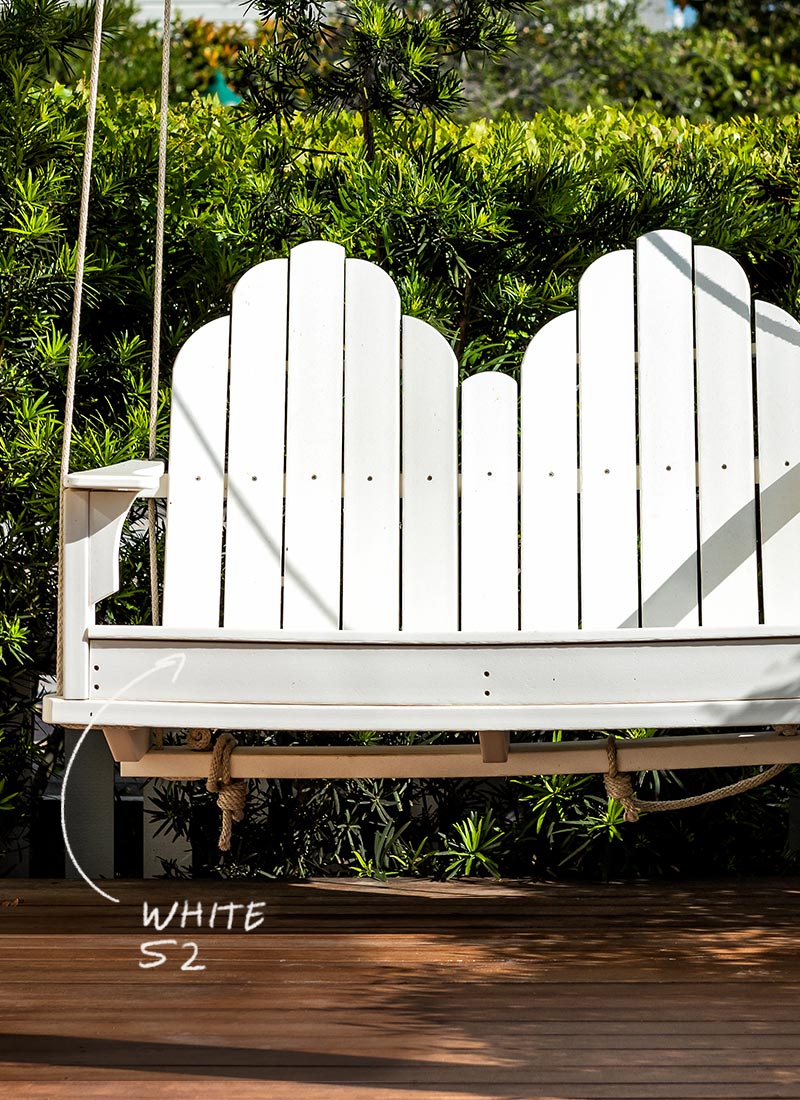 Porch swing spray painted in White Gloss, Behr Premium Spray Paint.