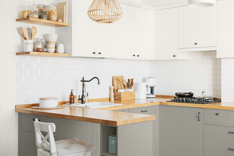 Eclectic kitchenette with Greige bottom cabinets and Polar Bear top cabinets